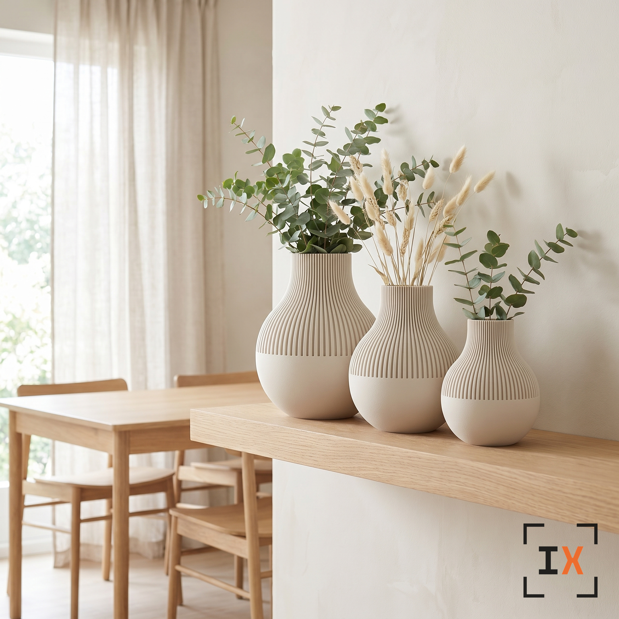 Neki Straight Vase